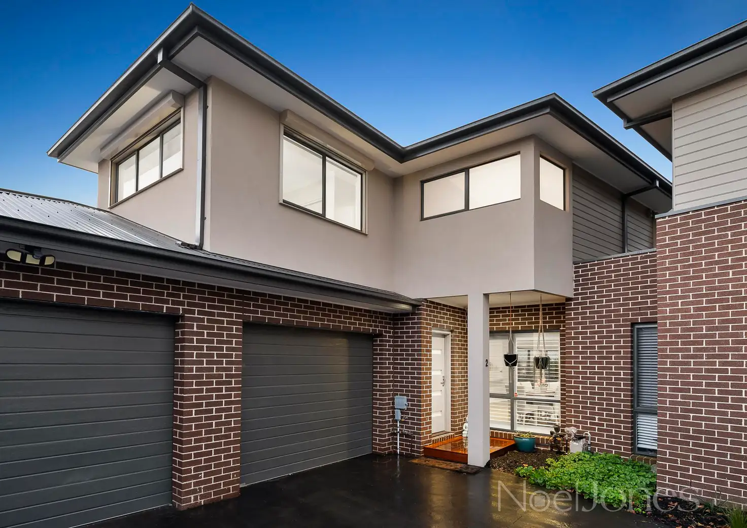 Main view of Homely townhouse listing, 2/41 Farnham Road, Bayswater VIC 3153