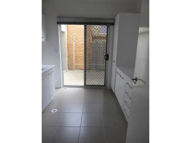 Fifth view of Homely house listing, 4 Manhattan Close, Sanctuary Lakes VIC 3030