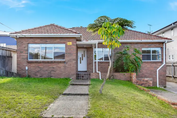 Main view of Homely house listing, 162 Pitt Road, North Curl Curl NSW 2099