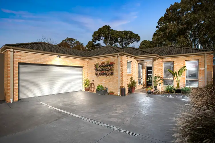 Main view of Homely unit listing, 2/1 Cypress Avenue, Brooklyn VIC 3012