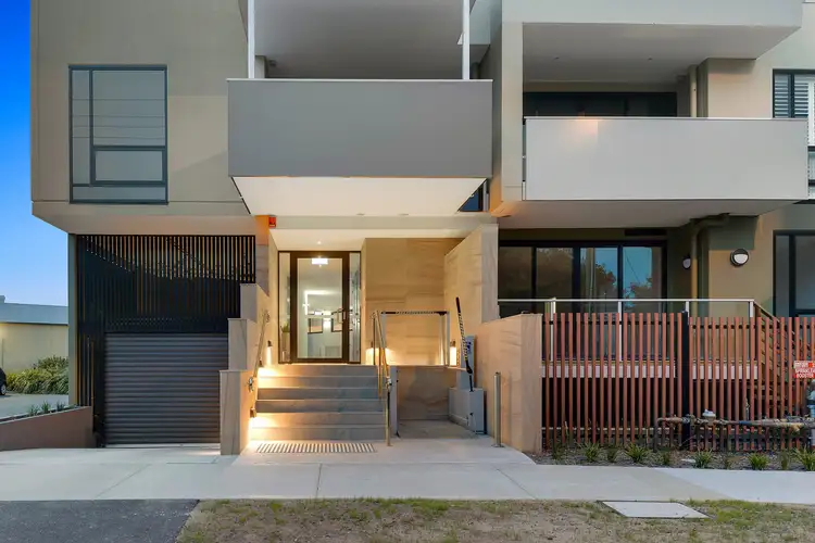 106/2-4 Wattle Place, Mccrae VIC 3938