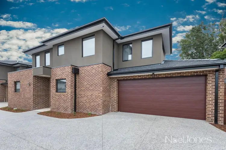 2/7 Burroughs Road, Balwyn VIC 3103