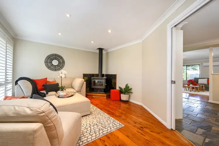 Sixth view of Homely house listing, 5 Cara Court, South Penrith NSW 2750