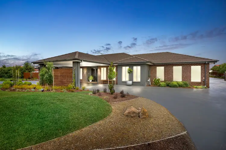 13 Old Park Drive, Melton VIC 3337