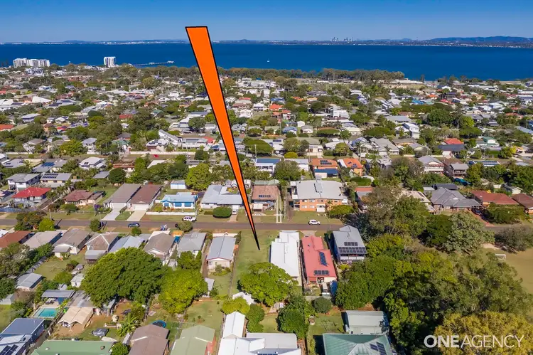 68 Collins Street, Woody Point QLD 4019