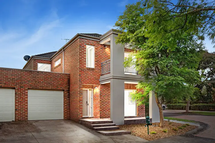 1 Jacaranda Court, Mitcham VIC 3132