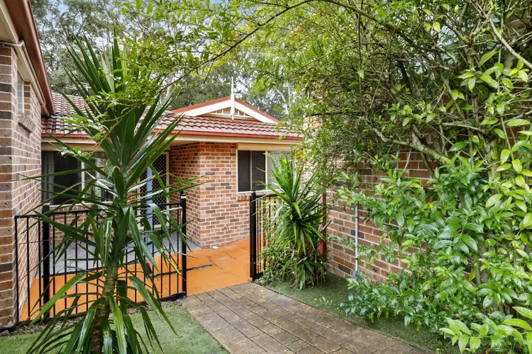 2\15 Popperwell Drive, Menai NSW 2234