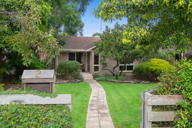 2 Sandpiper  Court, Ocean Grove VIC 3226