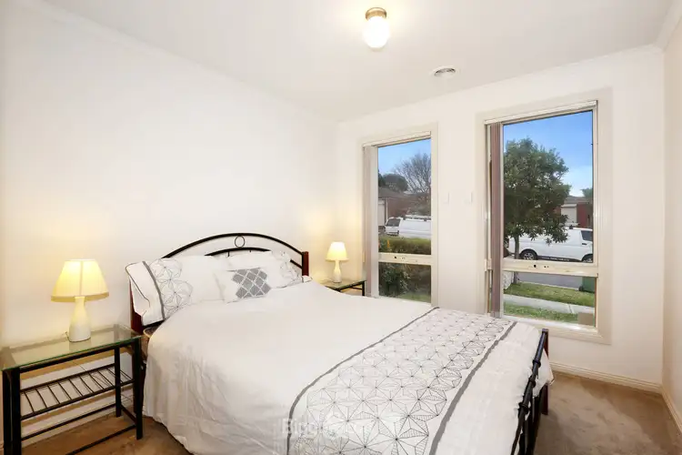 Sixth view of Homely unit listing, 1/20 Silver Creek Drive, Lynbrook VIC 3975