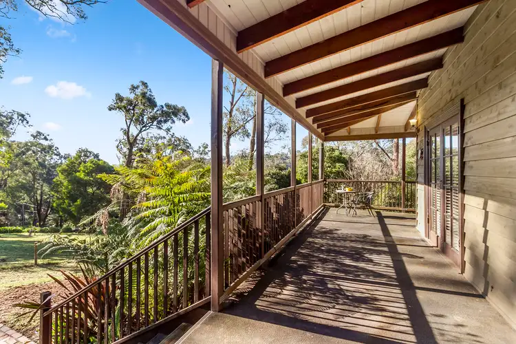 25 Baker Street, Cockatoo VIC 3781
