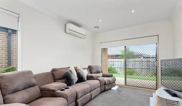Fifth view of Homely unit listing, 18/1a Annette Court, Hastings VIC 3915