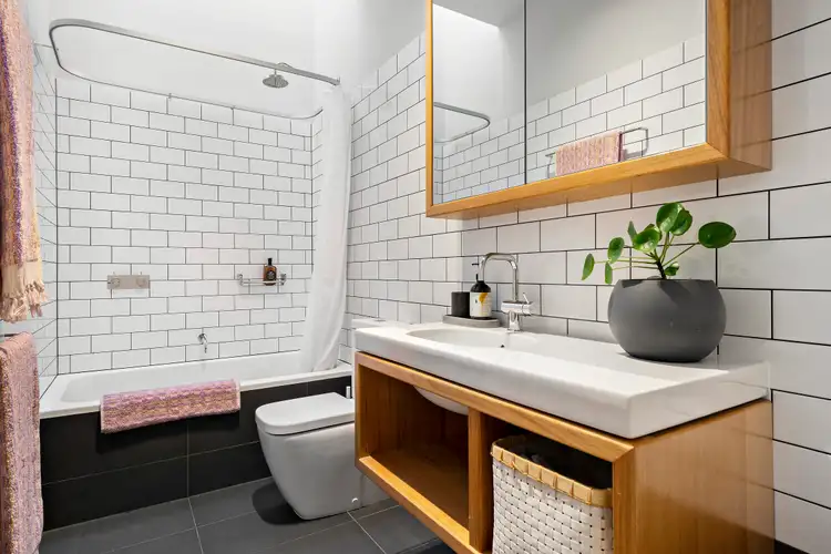 Fourth view of Homely house listing, 2 Mercury Street, Caulfield South VIC 3162