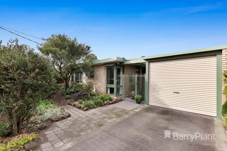 5 St. Cuthberts Avenue, Dingley Village VIC 3172