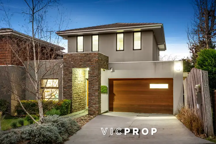 9A Greendale Road, Doncaster East VIC 3109