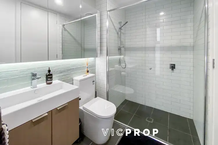 Sixth view of Homely apartment listing, 204/609 Burwood Road, Hawthorn VIC 3122