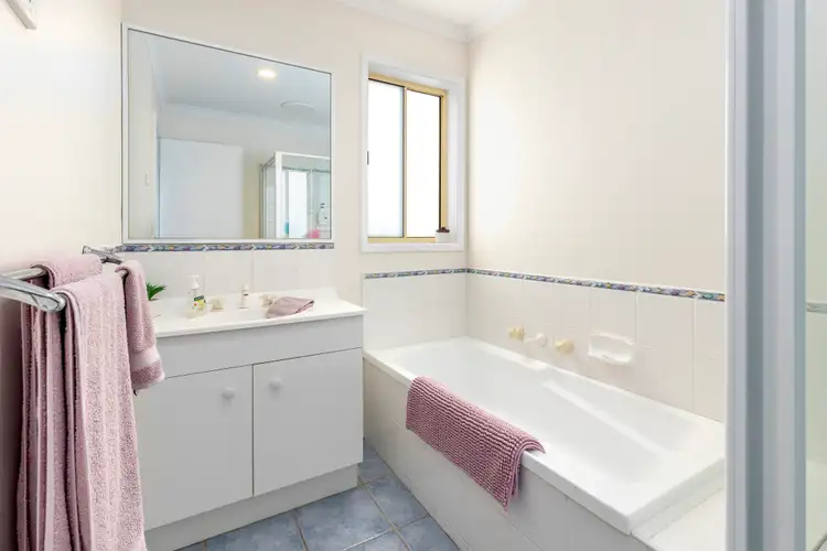 Sixth view of Homely house listing, 32 Lexton Drive, Langwarrin VIC 3910