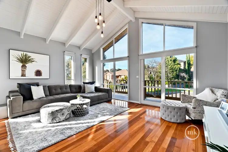 23 Sunrise Drive, Greensborough VIC 3088