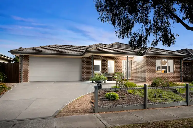 8 Maldon Drive, Eynesbury VIC 3338