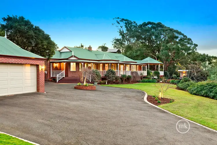2 Afton Street, Research VIC 3095