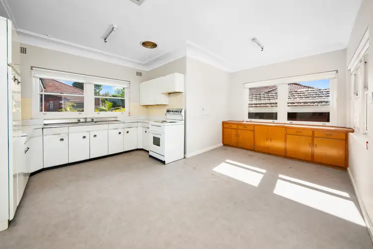 Fifth view of Homely house listing, 93 Kingsway, Cronulla NSW 2230