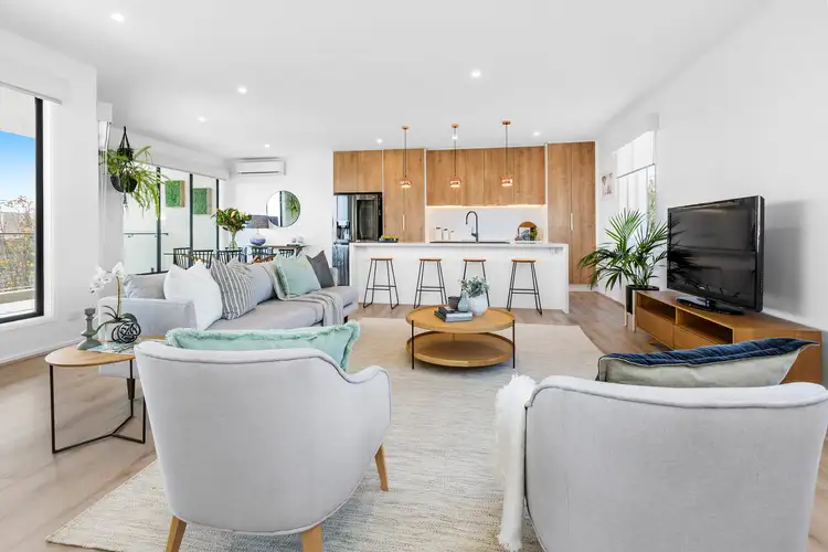 Main view of Homely townhouse listing, 1/5 Northcote Terrace, Mornington VIC 3931