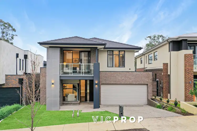 15 Stables Circuit, Doncaster VIC 3108