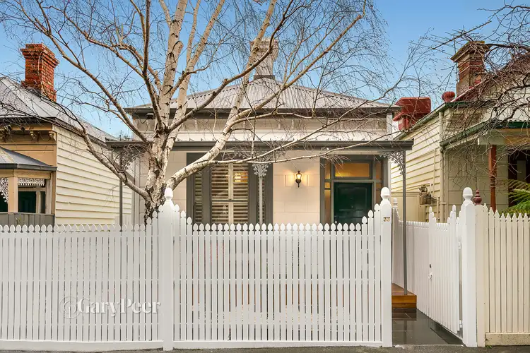 33 Henryville Street, St Kilda VIC 3182