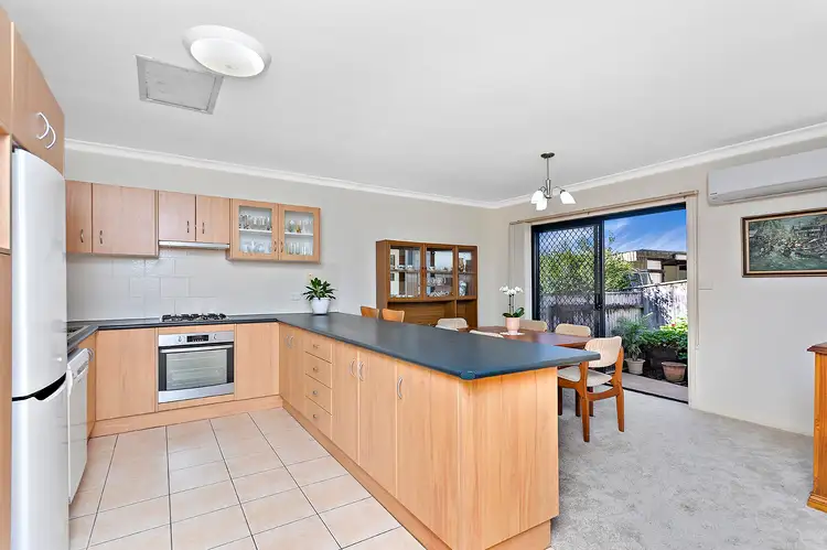 Fourth view of Homely villa listing, 5/9A Figtree Crescent, Figtree NSW 2525