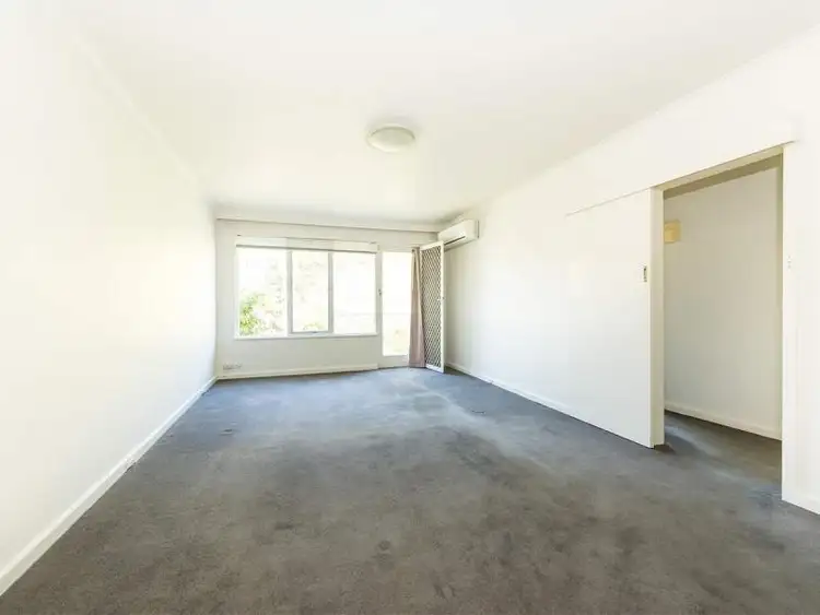 Third view of Homely apartment listing, 5/26 Beach Avenue, Elwood VIC 3184