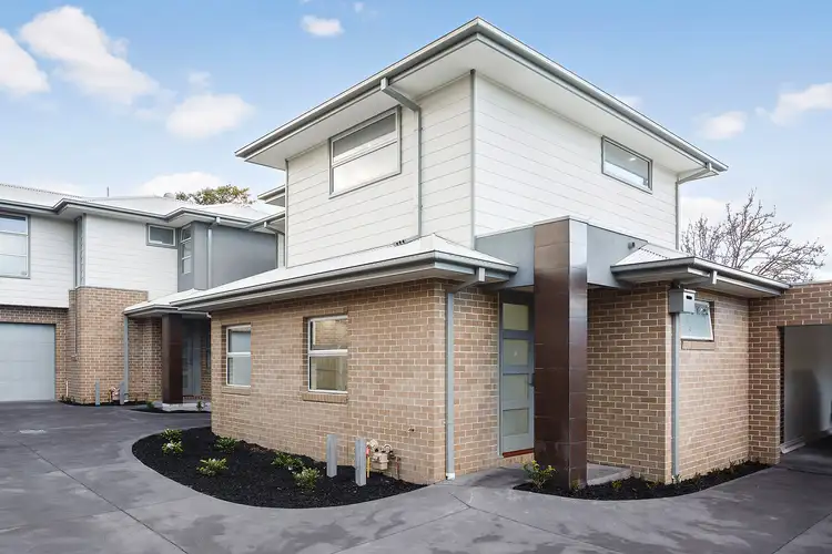 Main view of Homely townhouse listing, 2/84 Rathcown Road, Reservoir VIC 3073