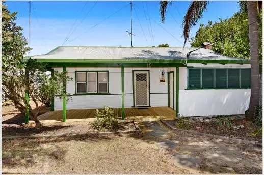 10 Sommers Road, Brunswick WA 6224