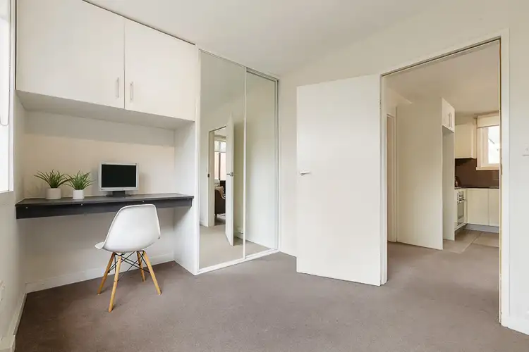 Fourth view of Homely apartment listing, 6/8 Tattenham Street, Caulfield East VIC 3145