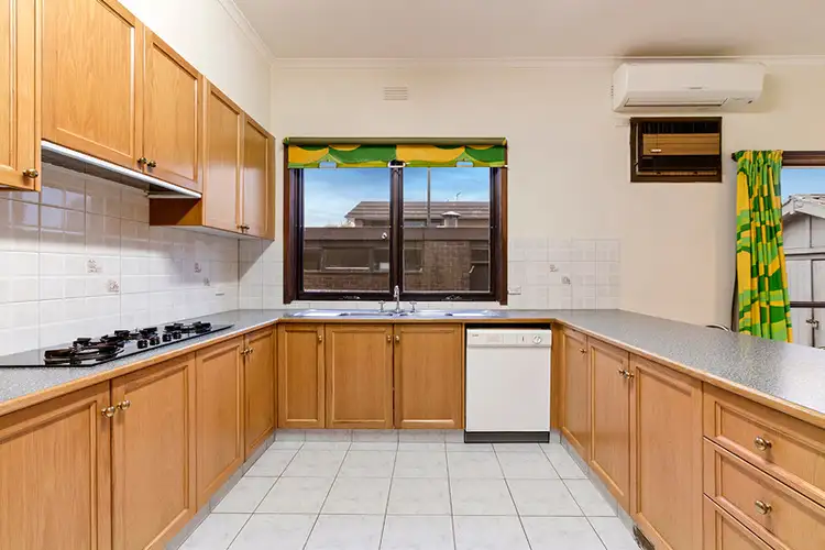 Sixth view of Homely house listing, 15 Burrindi Road, Caulfield South VIC 3162