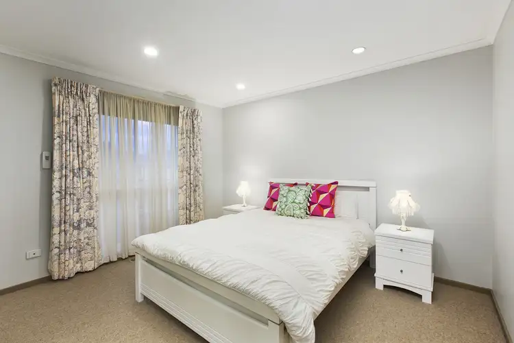 Fifth view of Homely unit listing, 2/332 Middleborough Road, Blackburn VIC 3130