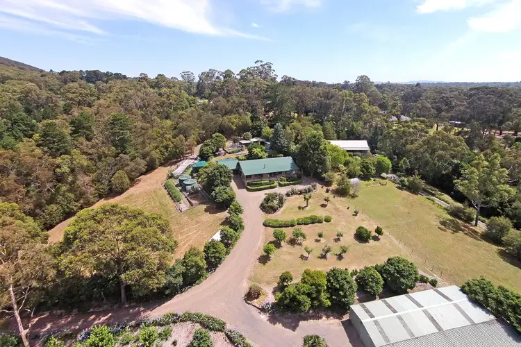 12 Gardenhill Road, Launching Place VIC 3139