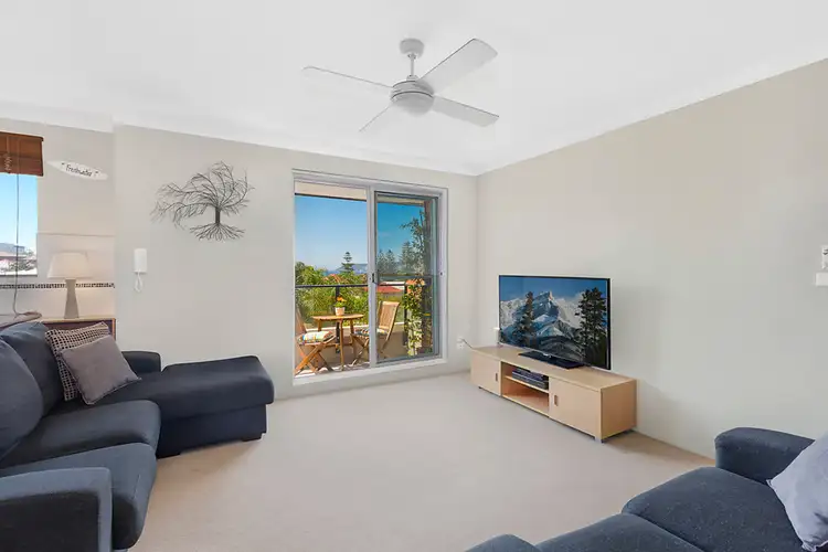Fourth view of Homely apartment listing, 8/15 Ocean View Road, Freshwater NSW 2096