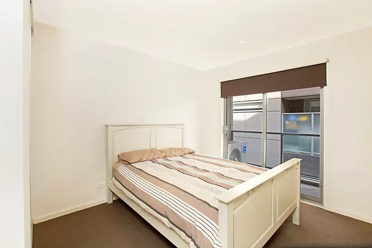 Fifth view of Homely apartment listing, 4/3-7 Pascoe Street, Pascoe Vale VIC 3044