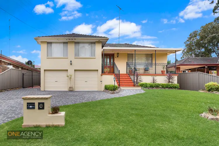 10 Greenway Drive, South Penrith NSW 2750