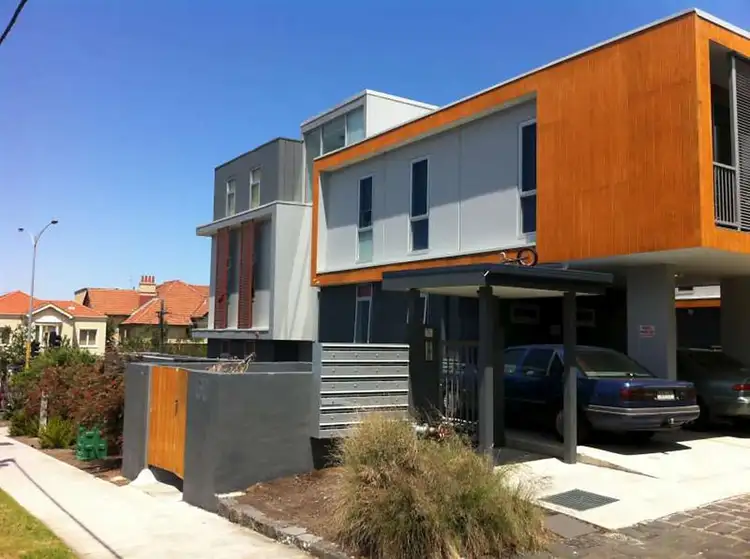 Main view of Homely apartment listing, 4/60 Auburn Road, Hawthorn VIC 3122