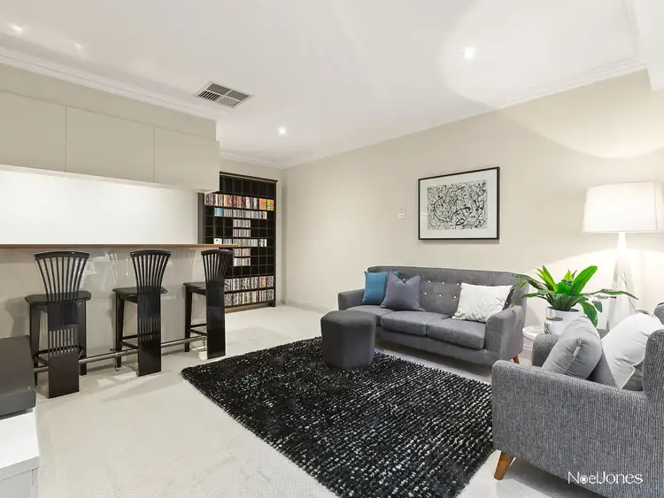 Sixth view of Homely house listing, 2 Oakwood Rise, Croydon VIC 3136