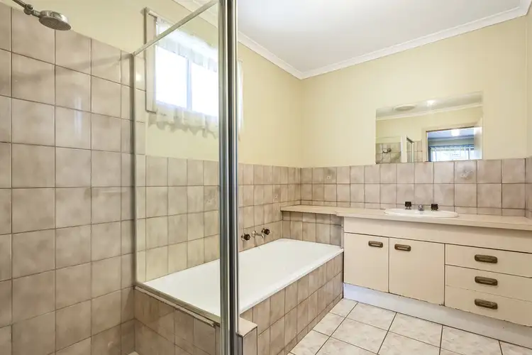 Sixth view of Homely unit listing, 1 & 2/47 Cheviot Avenue, Berwick VIC 3806