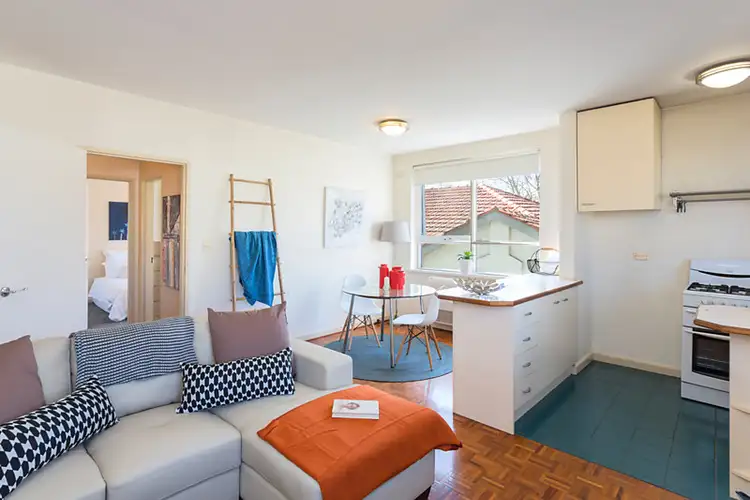 Fourth view of Homely apartment listing, 6/5 Westbury Grove, St Kilda East VIC 3183