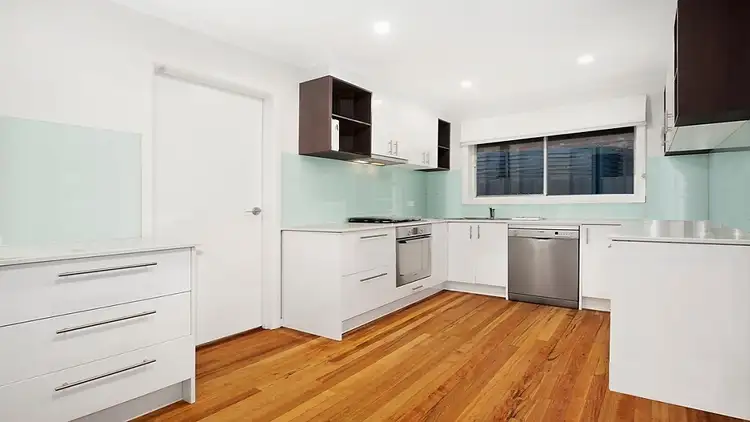 Fourth view of Homely house listing, 30 Dunvegan Crescent, Macleod VIC 3085