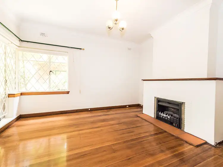 Main view of Homely apartment listing, 2/42 Burnett Street, St Kilda VIC 3182