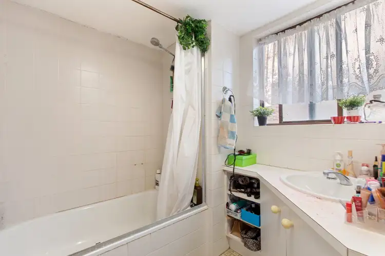 Sixth view of Homely unit listing, 4/24 Moreton Parade, Kings Beach QLD 4551