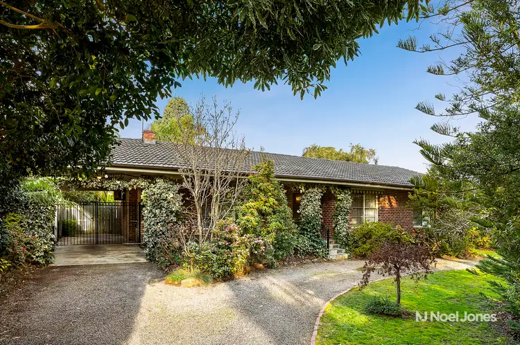 1 Hopetoun Street, Mitcham VIC 3132