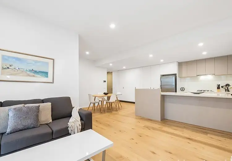 Sixth view of Homely apartment listing, 2/2 Alfred Street, Aspendale VIC 3195