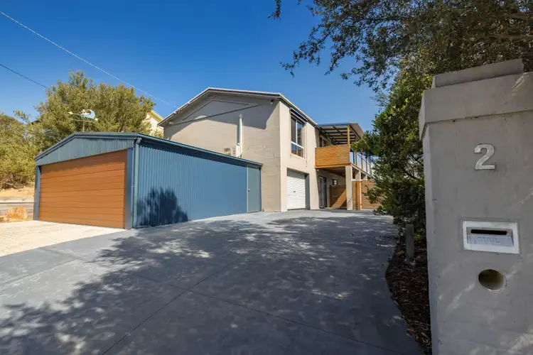 2 Byahamee Street, Rye VIC 3941