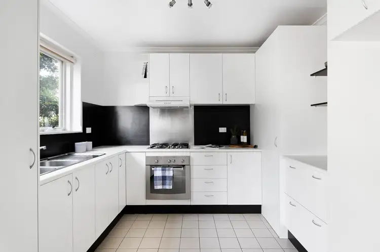 Second view of Homely apartment listing, 6/54 Liddiard Street, Hawthorn VIC 3122
