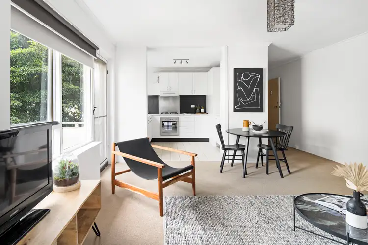 Third view of Homely apartment listing, 6/54 Liddiard Street, Hawthorn VIC 3122